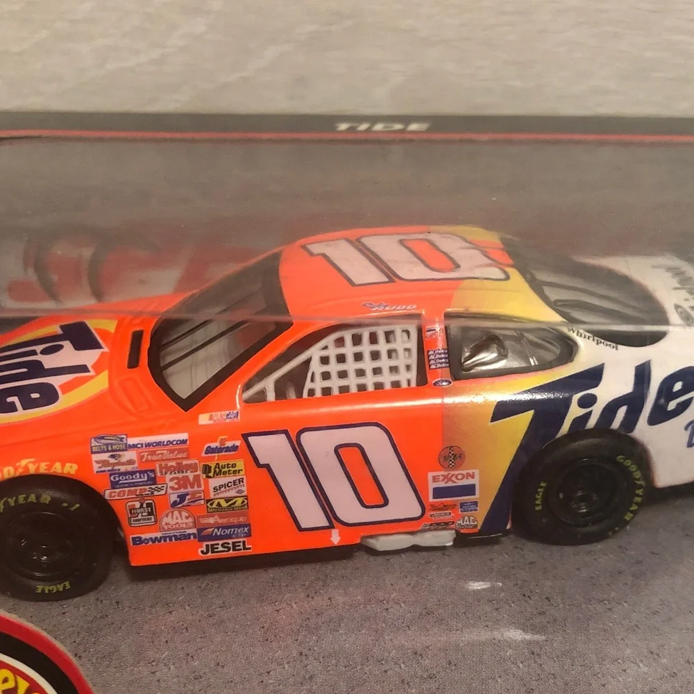 Vintage 1998 Hot Wheels NASCAR Racing Tide Die Cast Ricky Rudd #10 Car NIB NEW